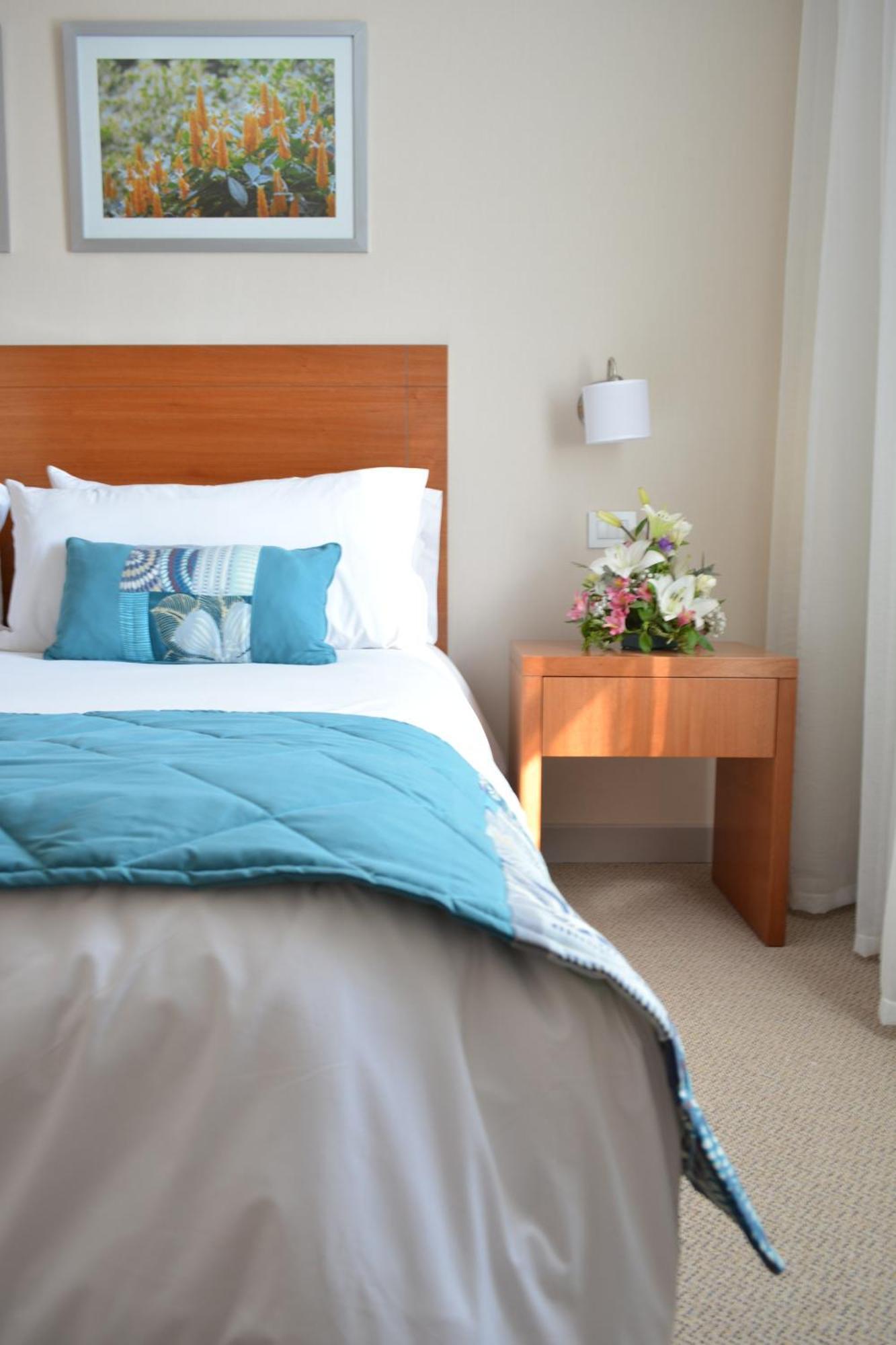 Howard Johnson Hotel Yerba Buena Room photo